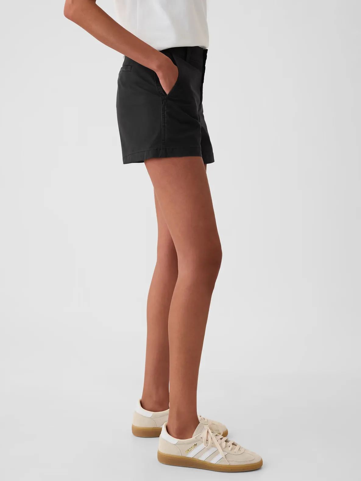 4" Downtown Khaki Shorts