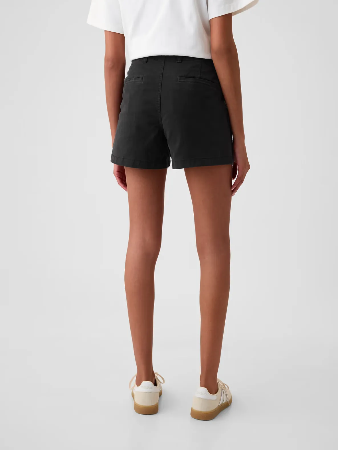 4" Downtown Khaki Shorts