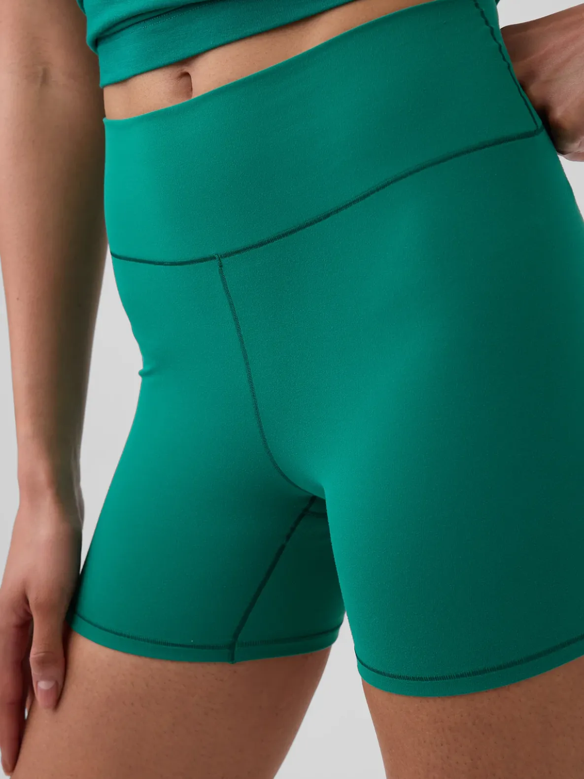 4" GapFit Smooth Bike Shorts