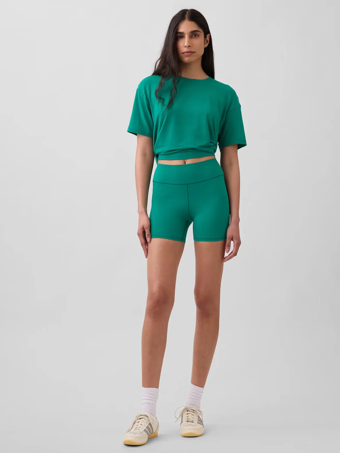 4" GapFit Smooth Bike Shorts