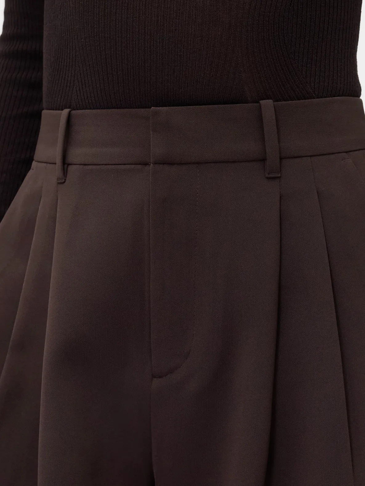 365 High Rise Pleated Trousers