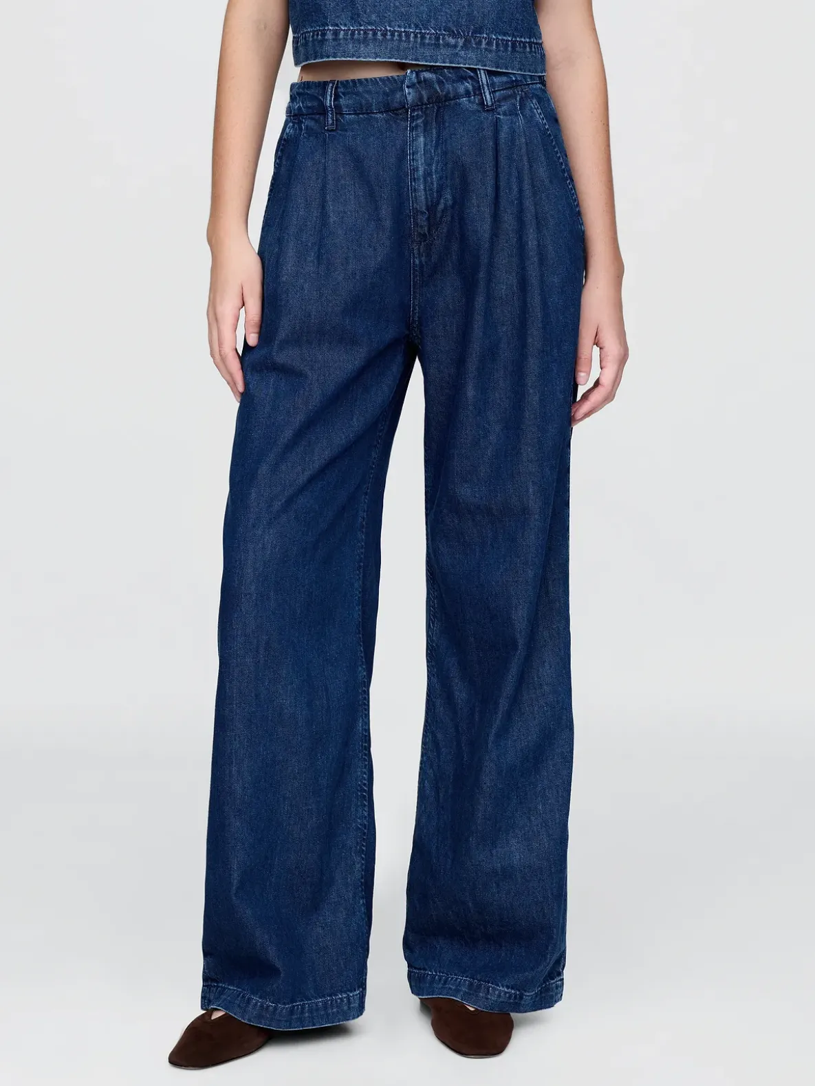 365 High Rise UltraSoft Denim Pleated Trousers