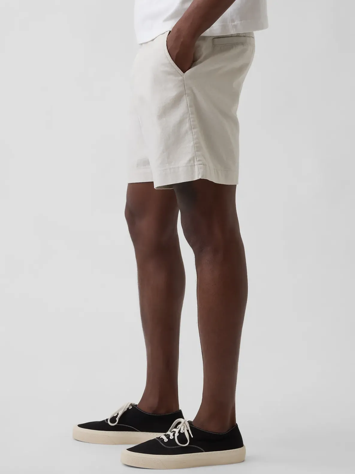7.5" Linen-Cotton Shorts