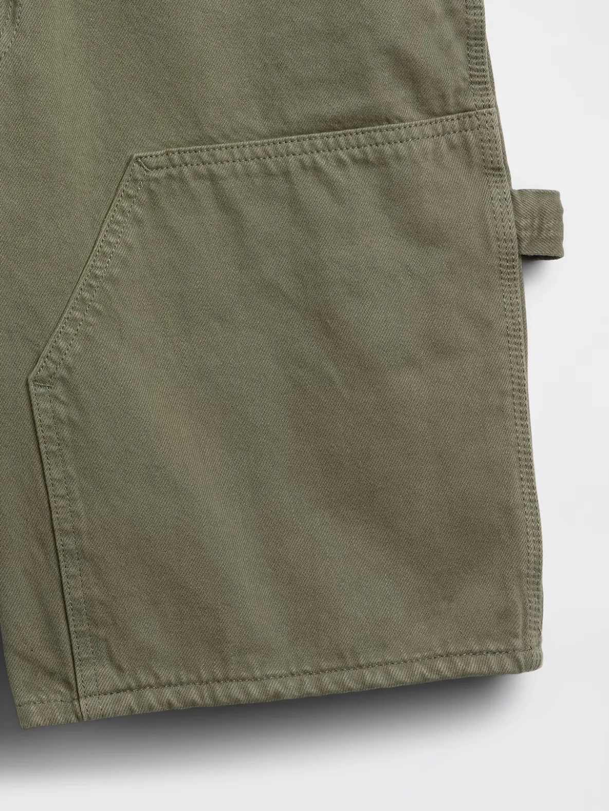 9" Loose Denim Carpenter Shorts