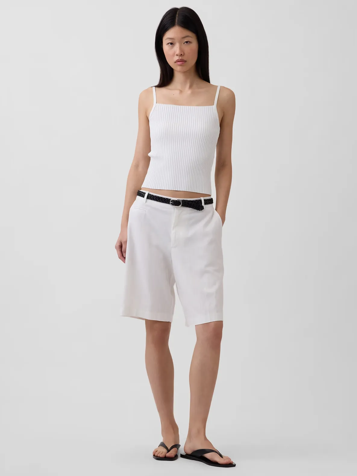 9" Low Rise Linen-Blend Trouser Shorts