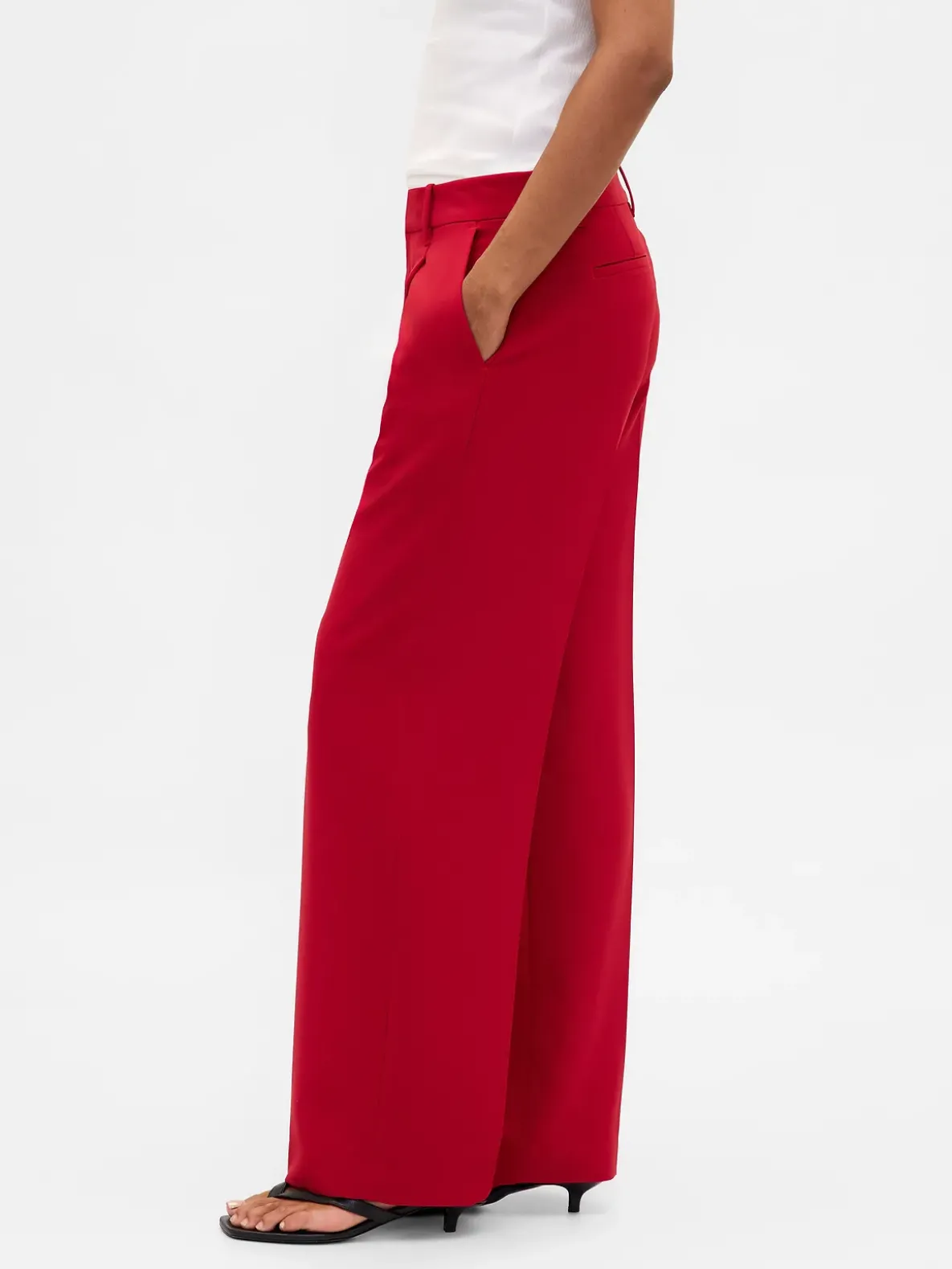365 Low Rise Pleated Wide-Leg Trousers