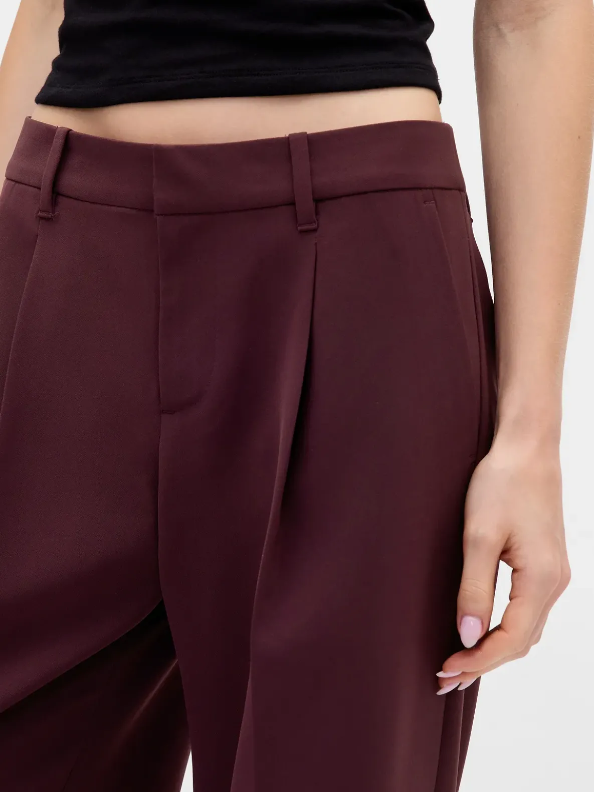 365 Low Rise Pleated Wide-Leg Trousers