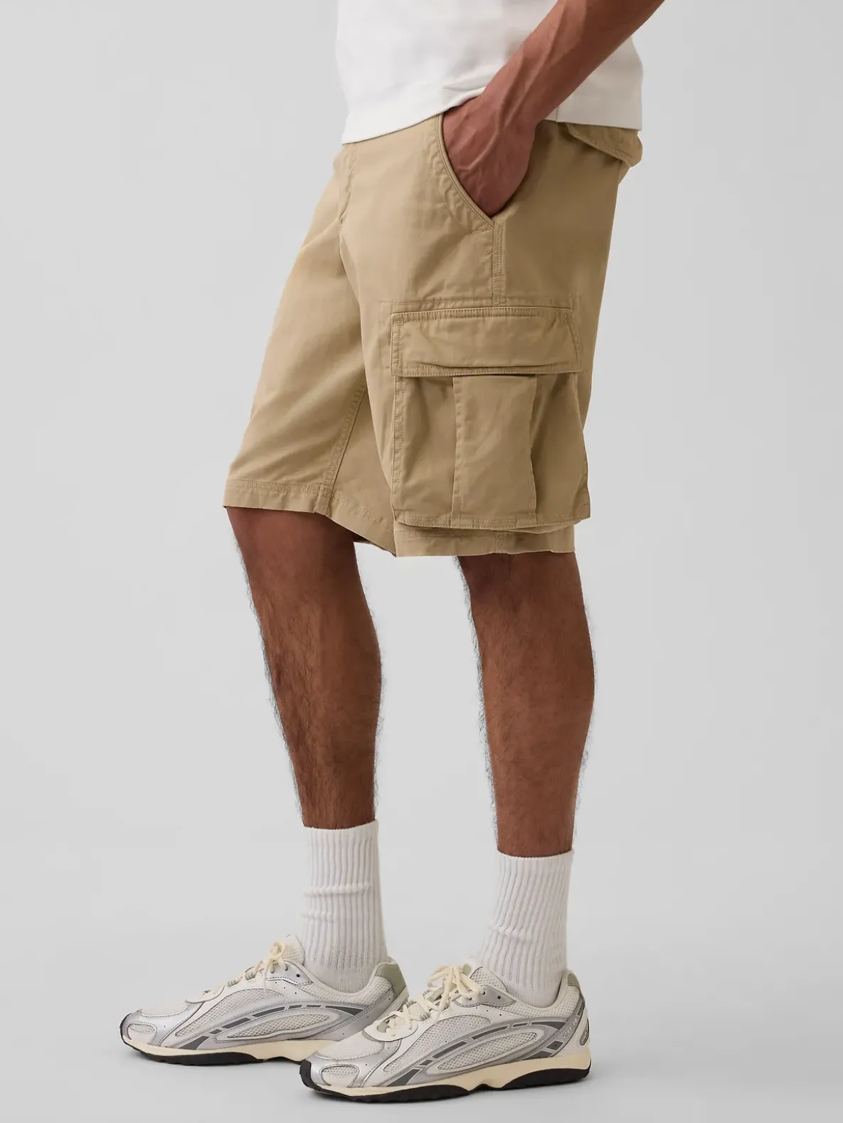 11" Relaxed Cargo Shorts