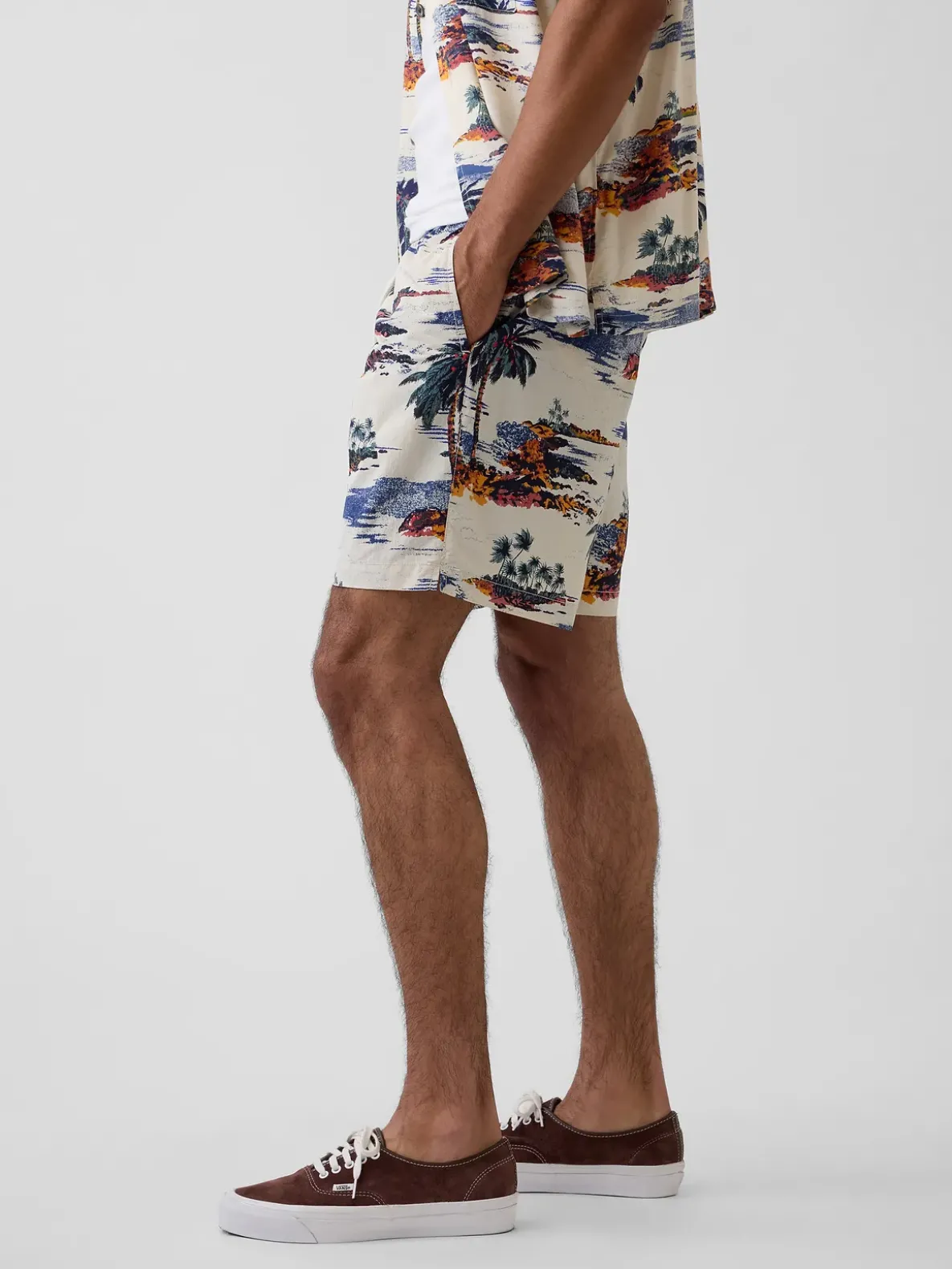 6" Relaxed Swim Trunks