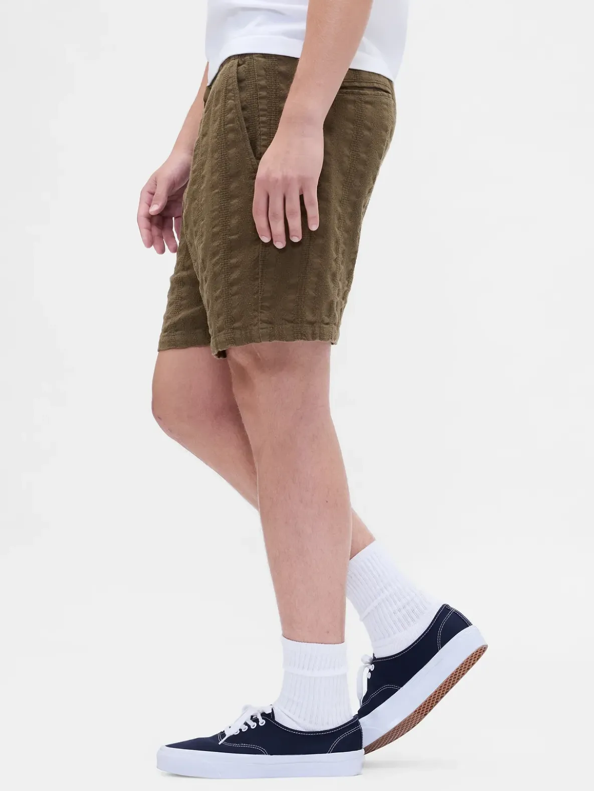 7" Textured Easy Shorts