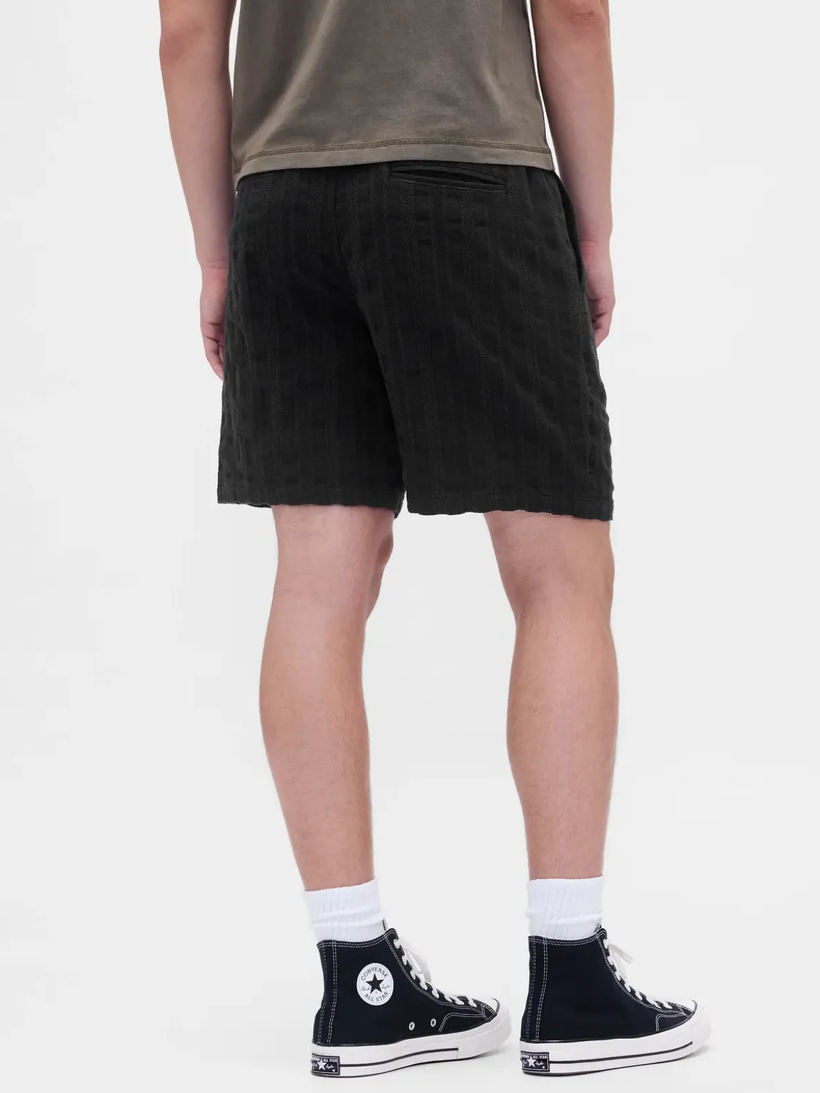 7" Textured Easy Shorts