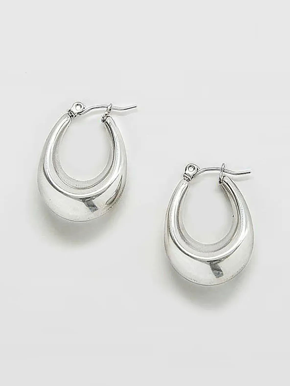 Admiral Row Silver Oval Hoop Earrings
