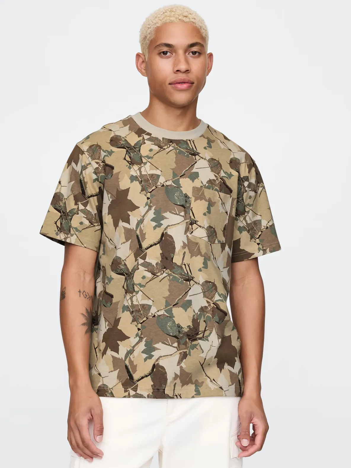 Adult Heavyweight Relaxed Pocket T-Shirt