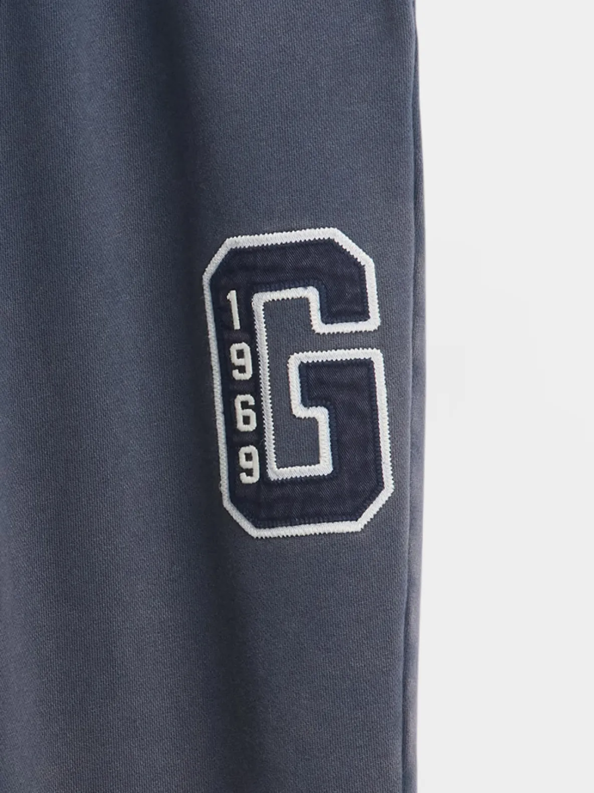 Adult Heavyweight Relaxed Logo Sweatpants