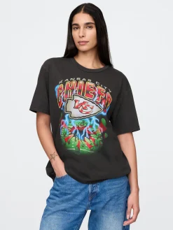 Adult NFL Kansas City Chiefs Graphic T-Shirt