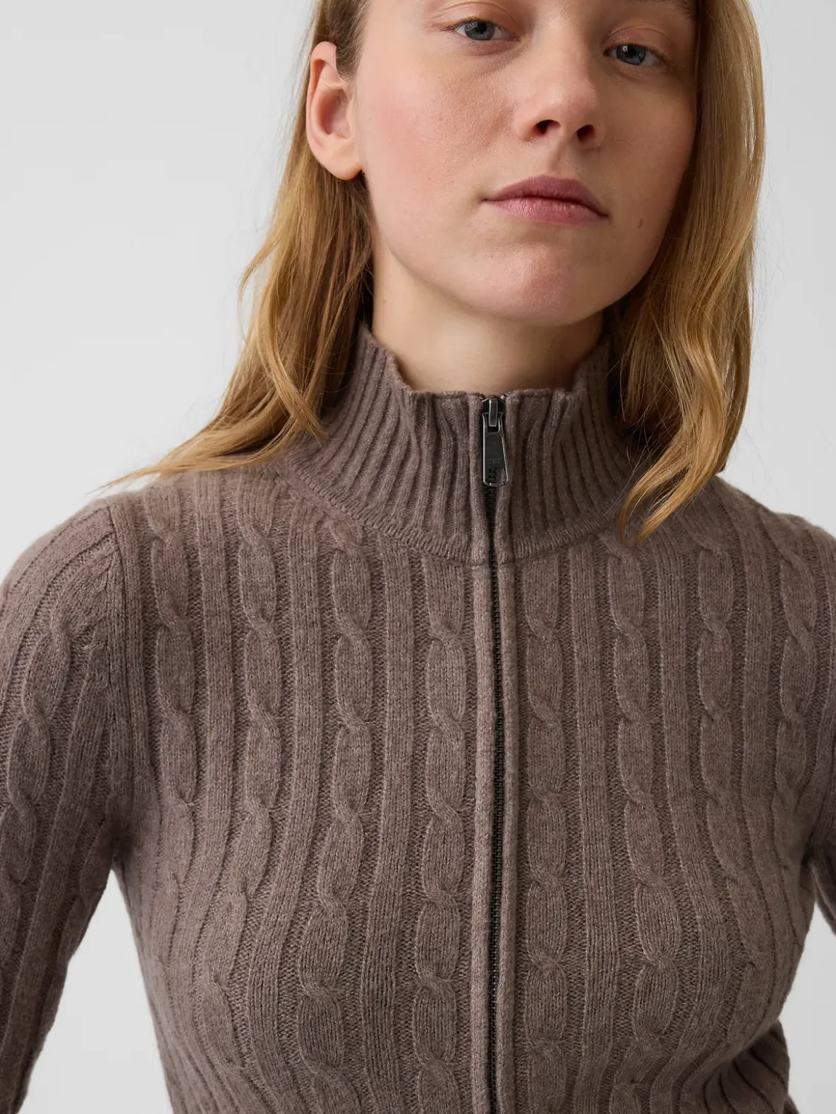 CashSoft Cable-Knit Crop Zip Cardigan