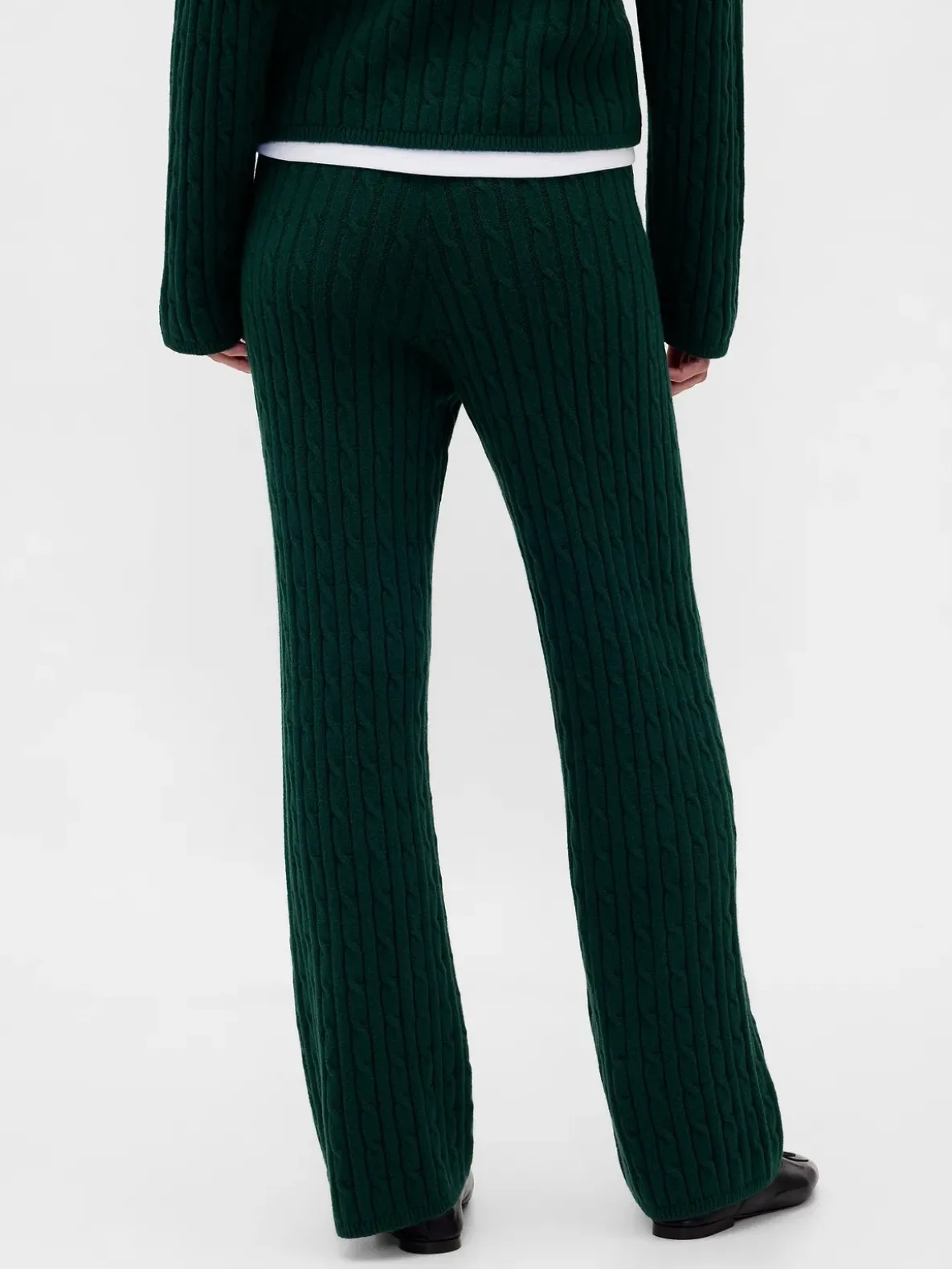 CashSoft Cable-Knit Sweater Pants