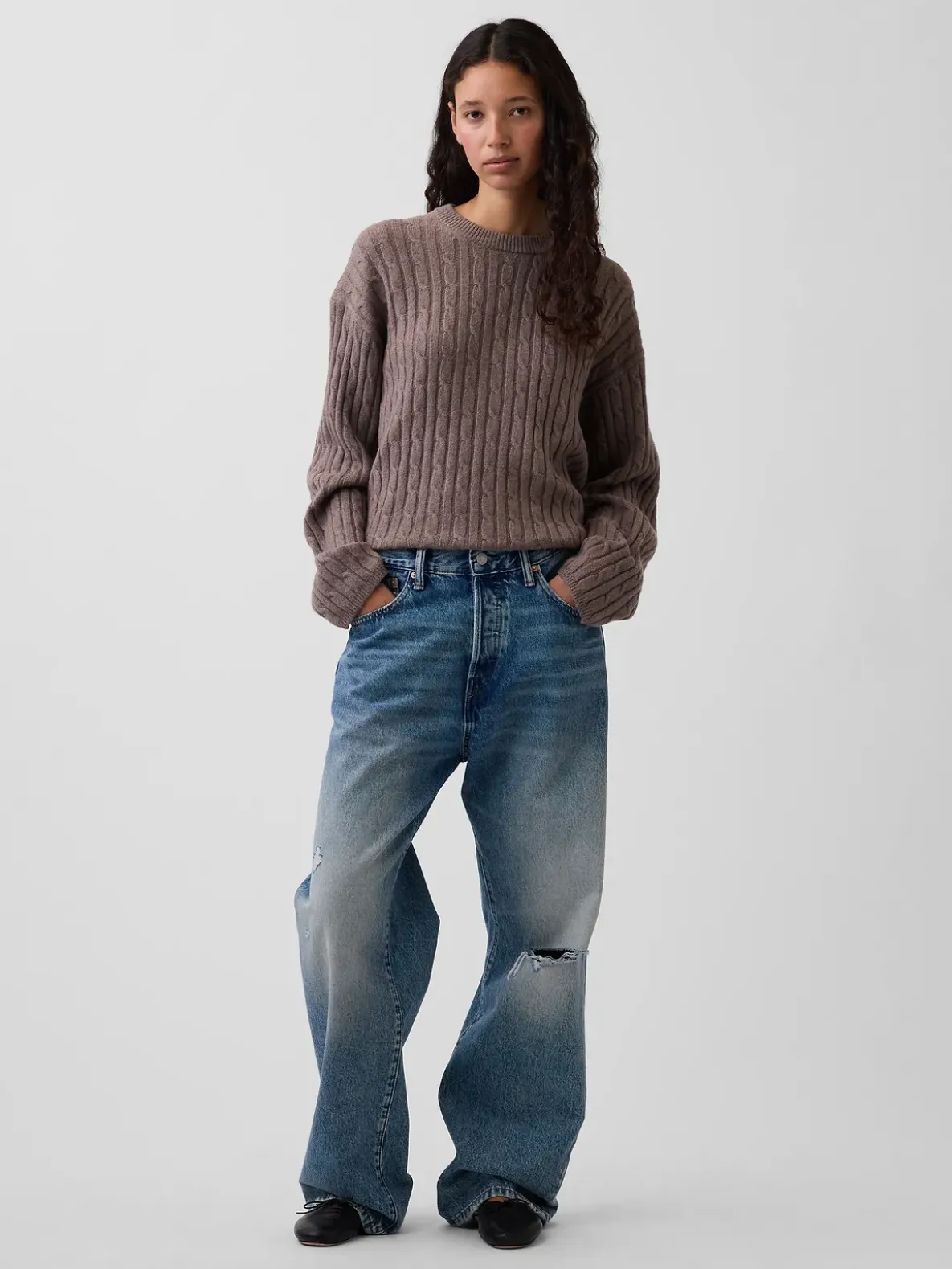 CashSoft Oversized Cable-Knit Sweater