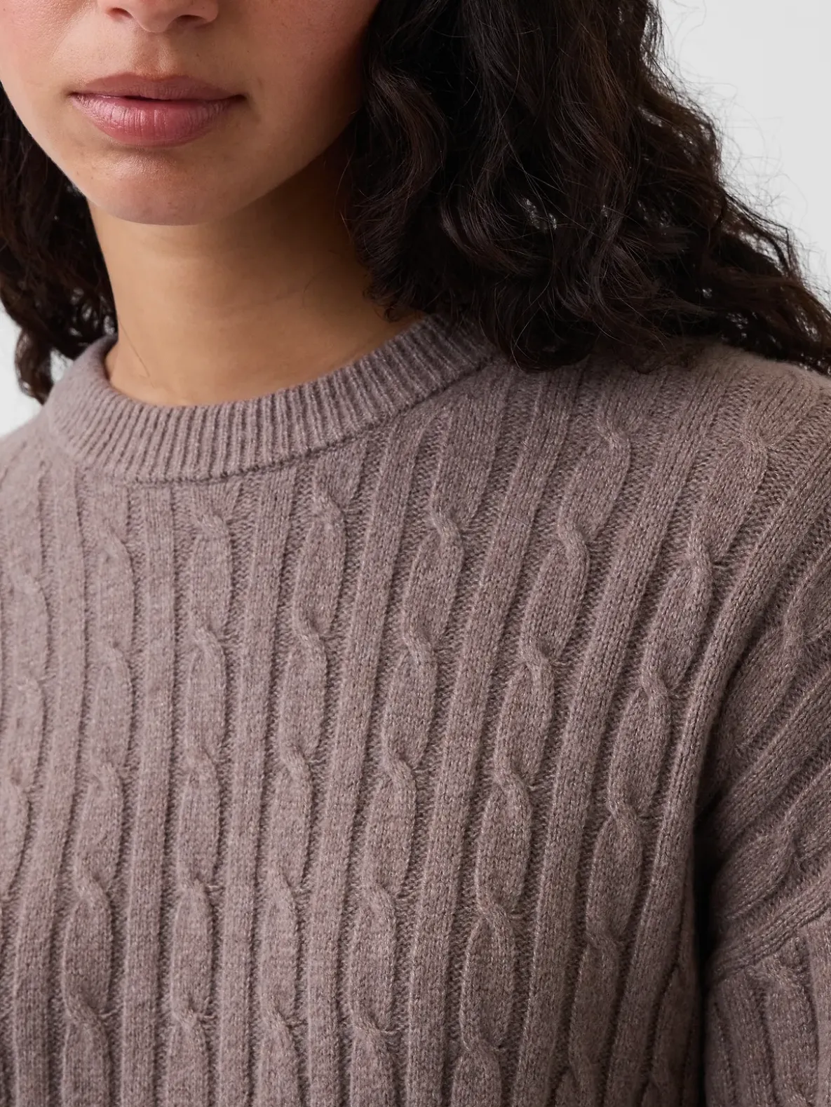 CashSoft Oversized Cable-Knit Sweater