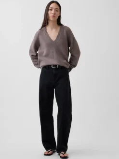 CashSoft Oversized V-Neck Sweater