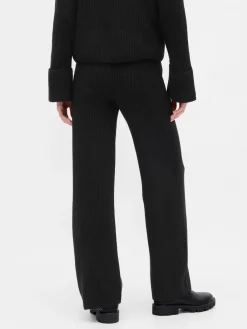 CashSoft Shaker-Stitch Sweater Pants