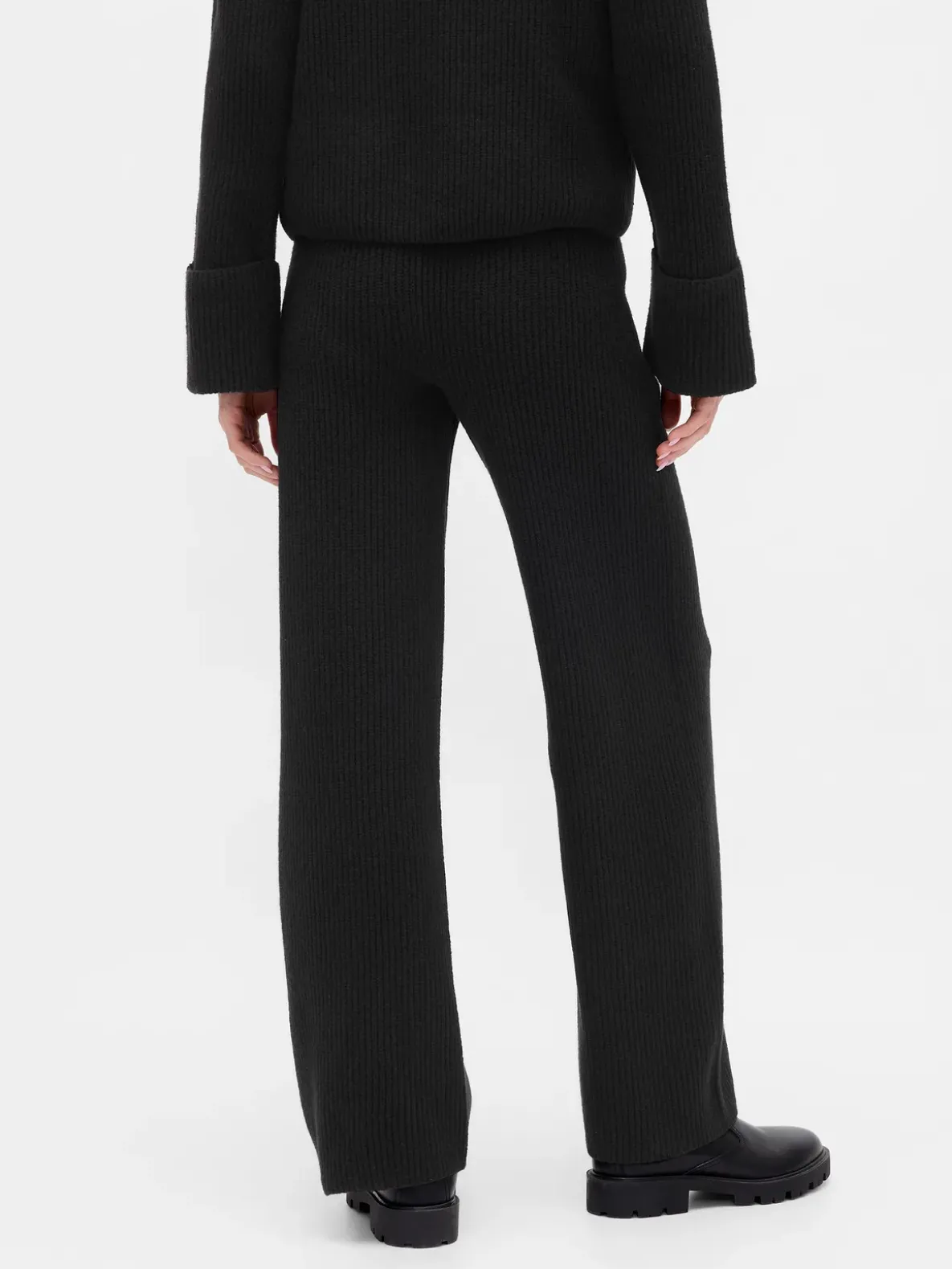 CashSoft Shaker-Stitch Sweater Pants