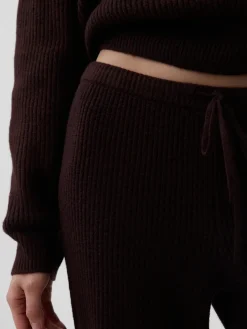 CashSoft Shaker-Stitch Sweater Pants