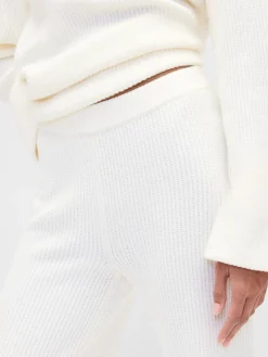 CashSoft Shaker-Stitch Sweater Pants