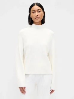 CashSoft Shaker-Stitch Turtleneck Sweater