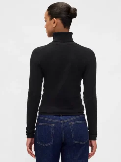 CashSoft Stretch Turtleneck Sweater