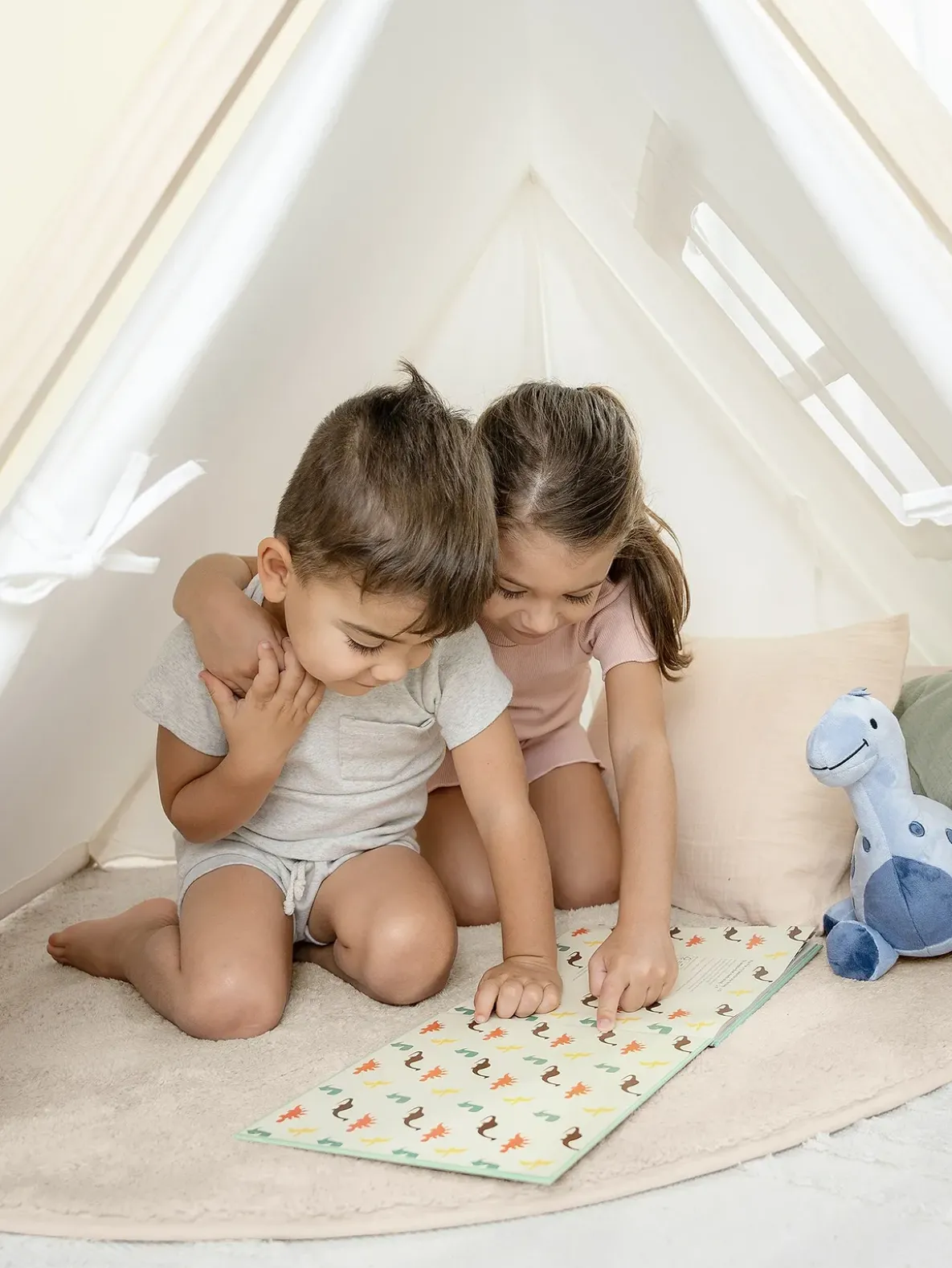 Comfy Cubs Indoor Play Tent