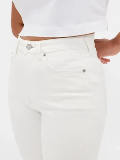 Curvy High Rise '90s Slim Straight Jeans