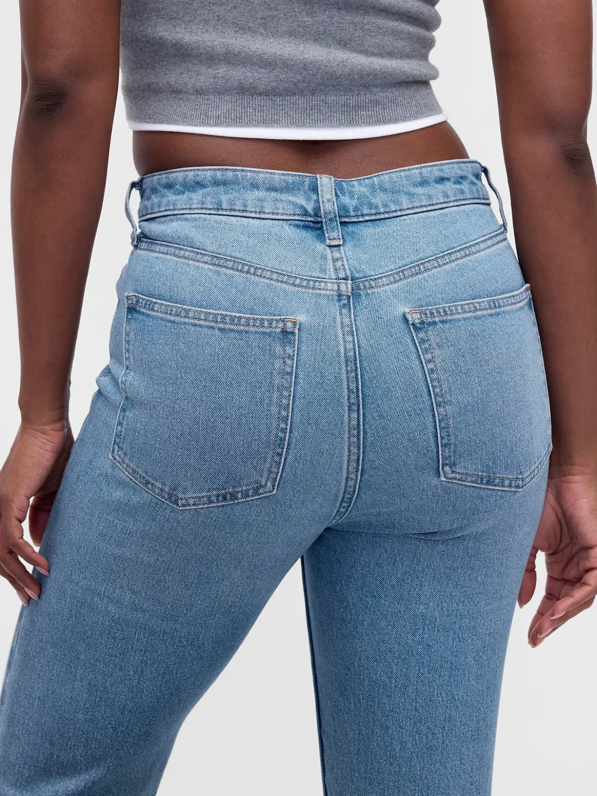 Curvy High Rise '90s Slim Straight Jeans