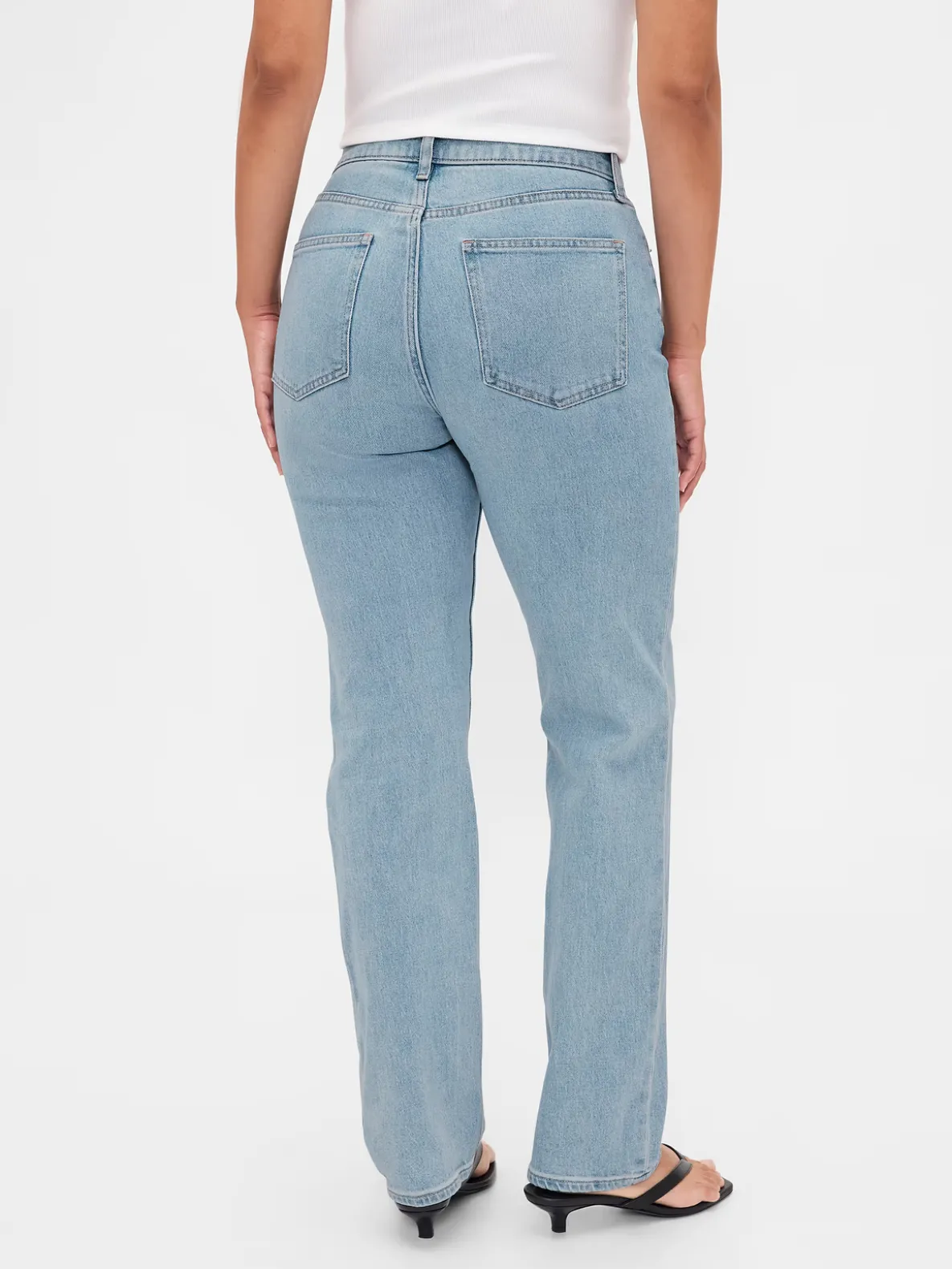 Curvy High Rise '90s Slim Straight Jeans