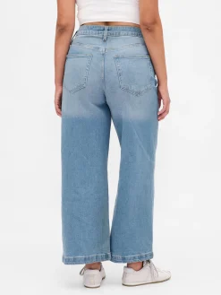 Curvy High Stride Wide-Leg Ankle Jeans