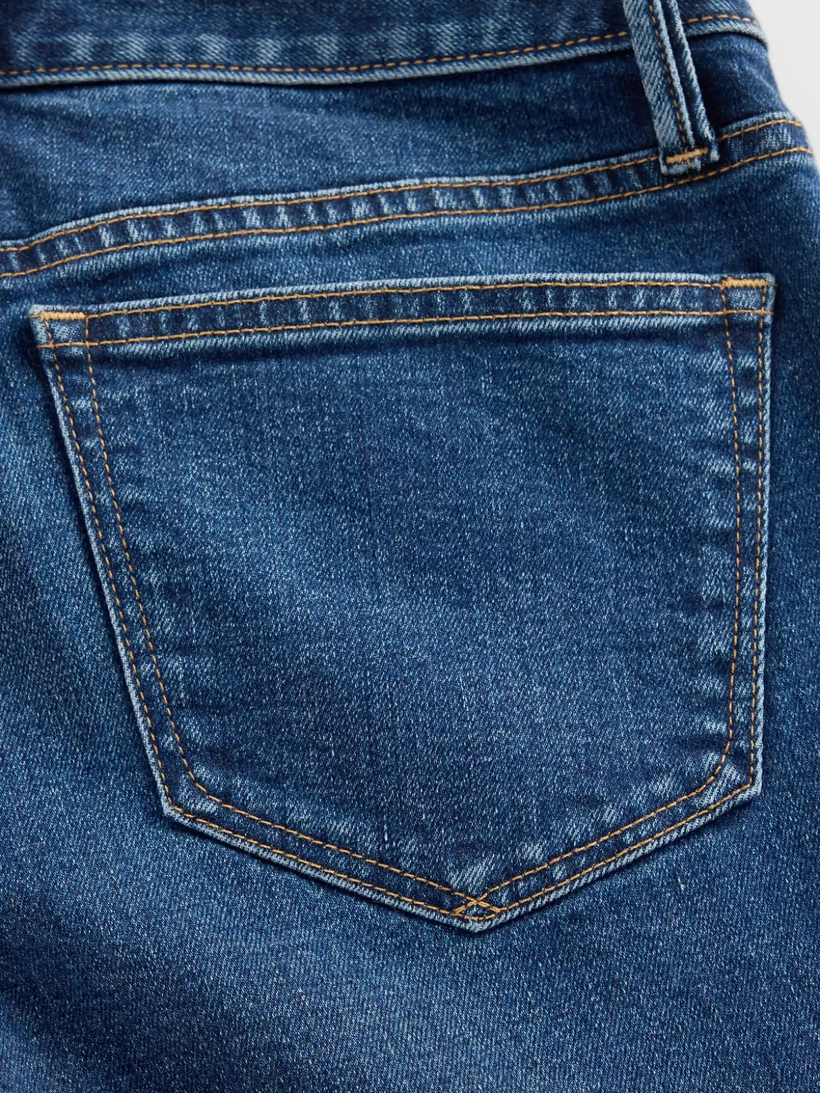 Curvy Low Rise Long & Lean Jeans
