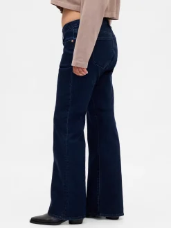 Curvy Low Rise Long & Lean Jeans
