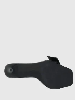Dayna Heeled Sandal