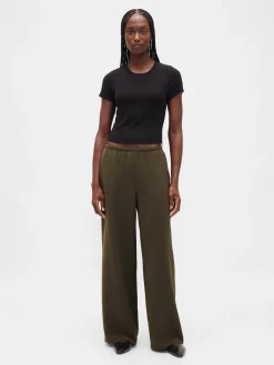 Easy Wide-Leg Pants