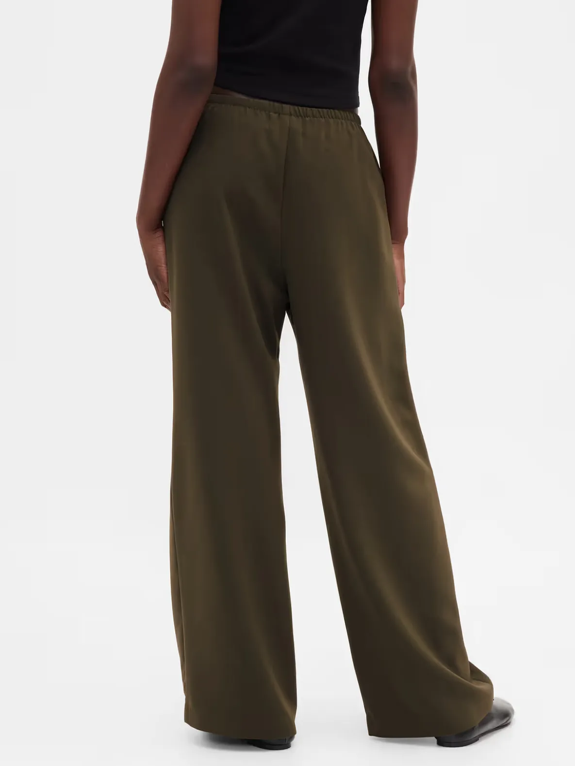 Easy Wide-Leg Pants