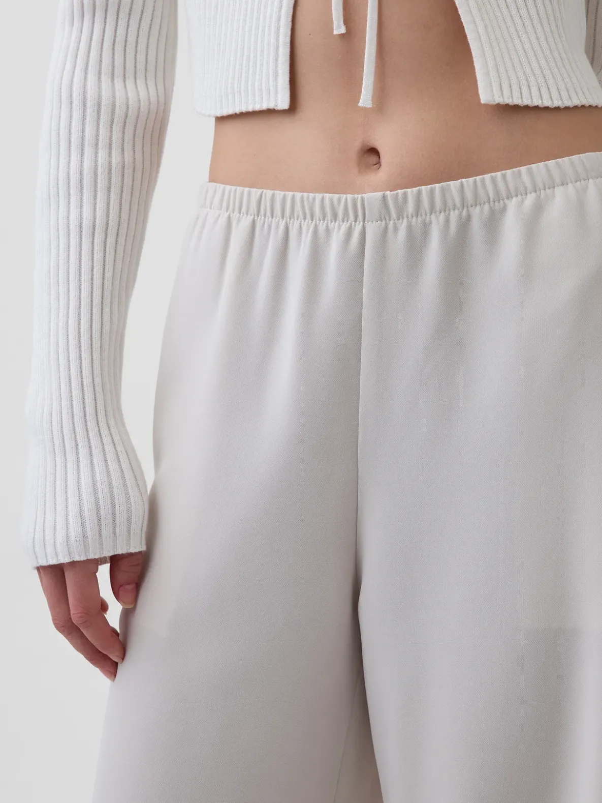 Easy Wide-Leg Pants