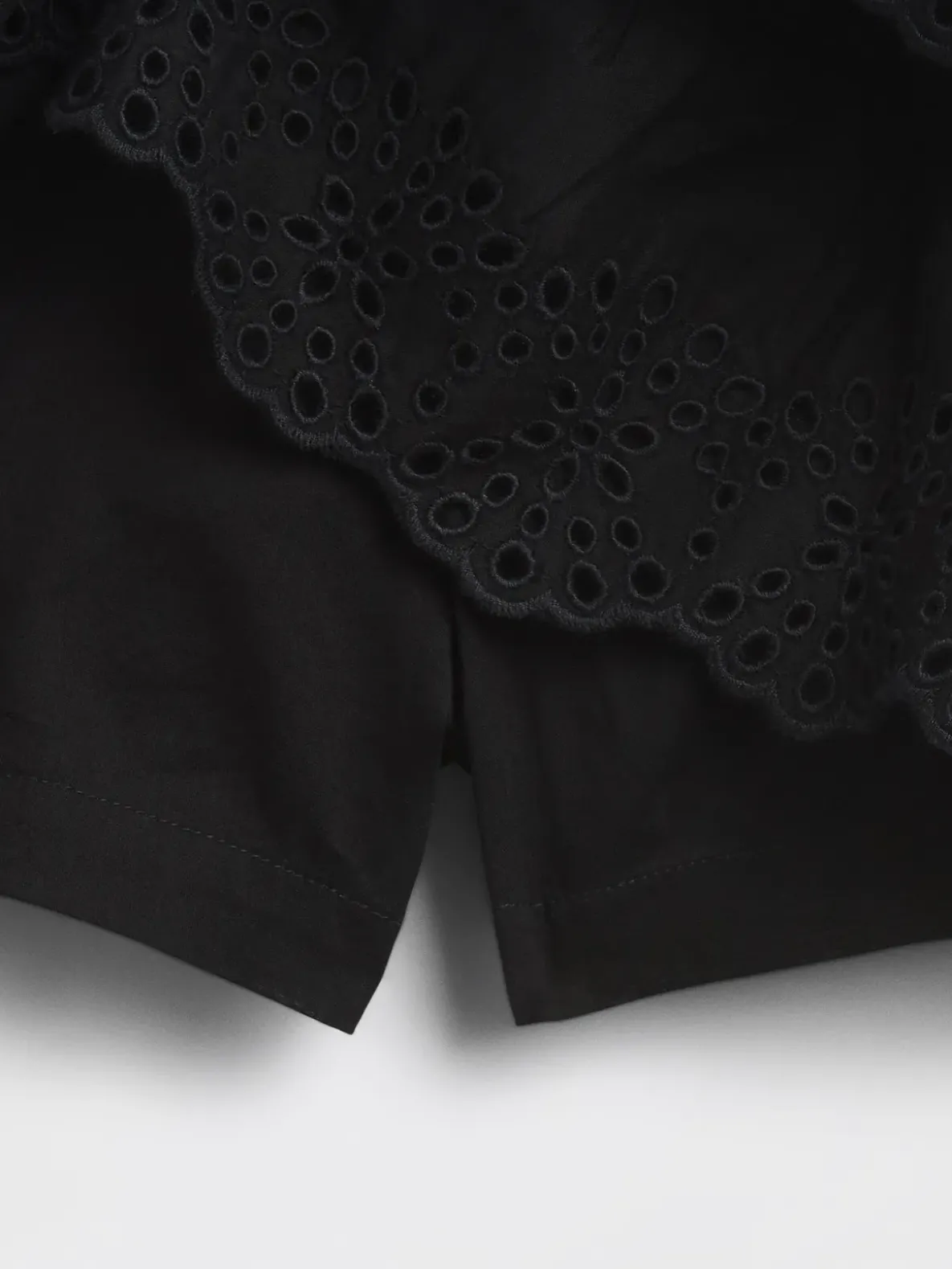 Eyelet Ruffle Mini Skort