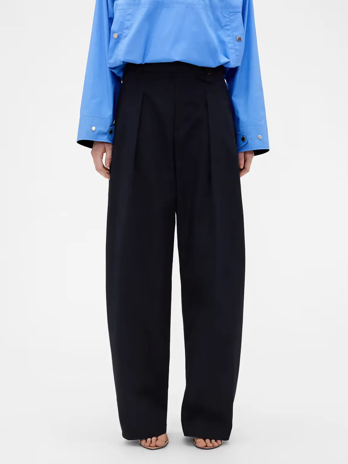 Gap × Victoria Beckham High Rise Pleated Arc Trouser