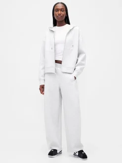 GapFit Barrel Sweatpants