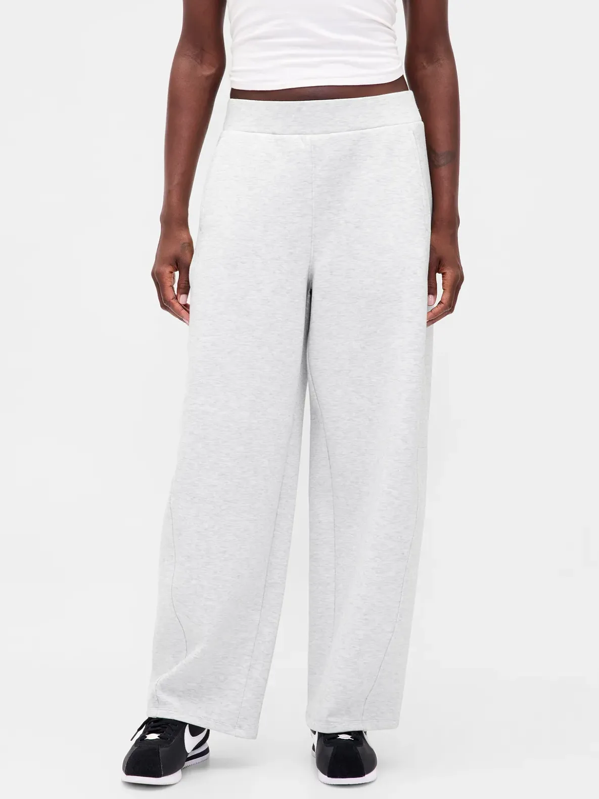 GapFit Barrel Sweatpants