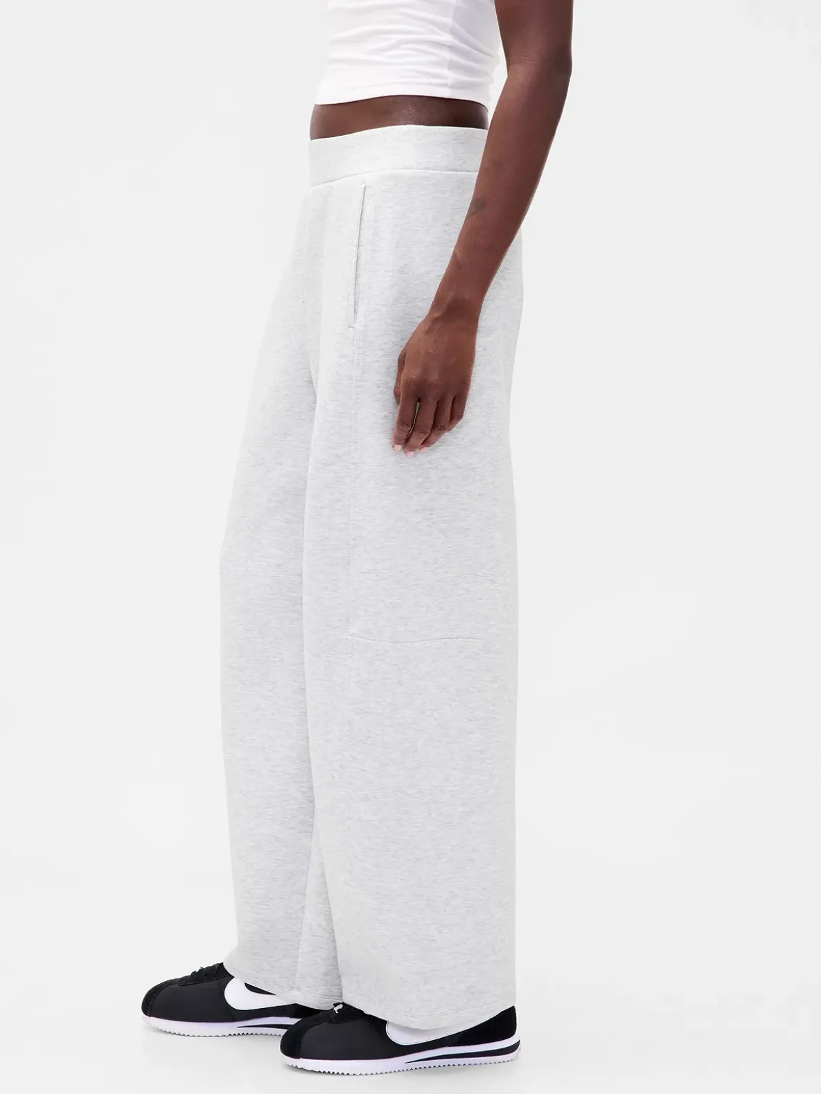 GapFit Barrel Sweatpants
