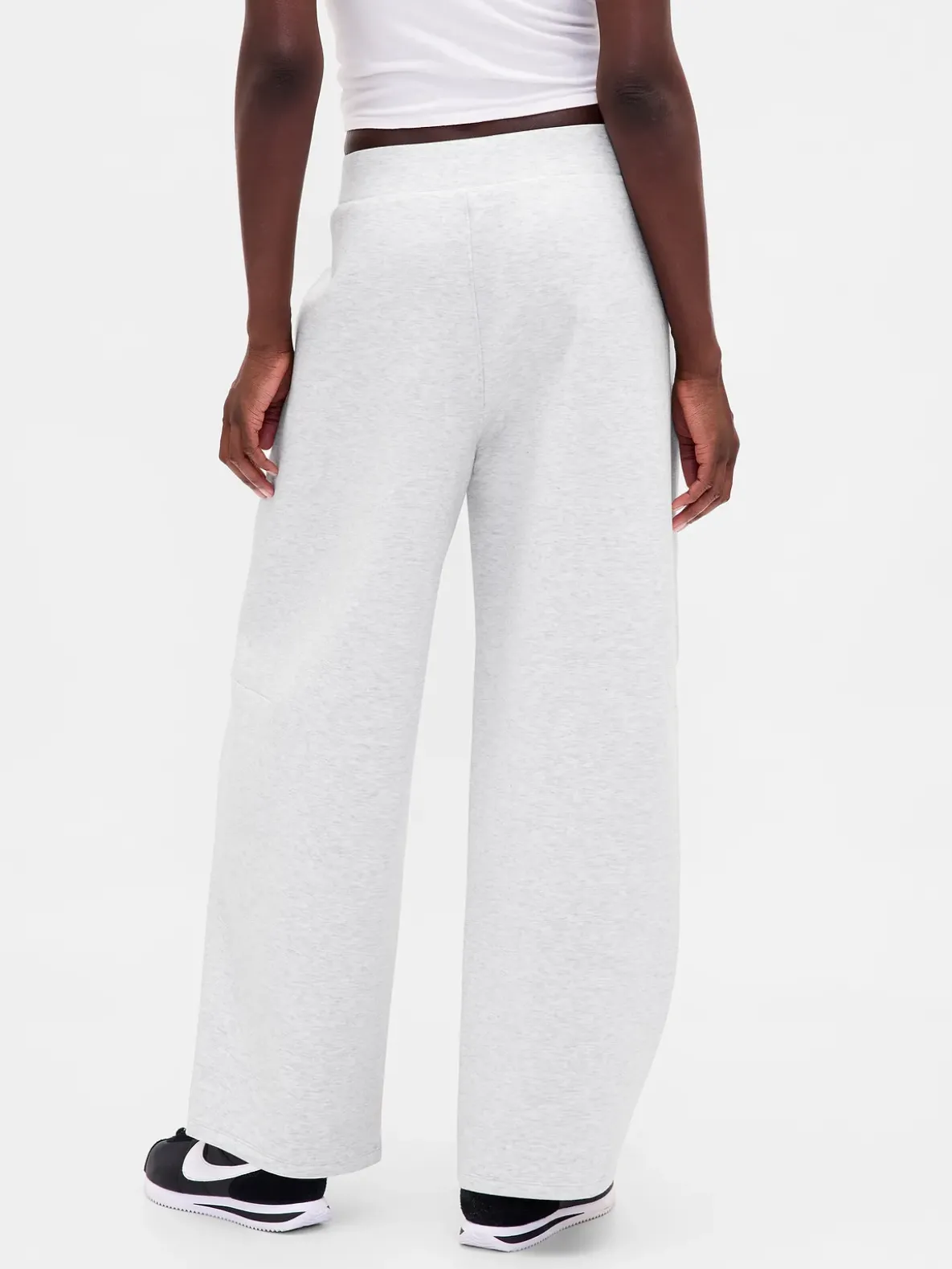 GapFit Barrel Sweatpants