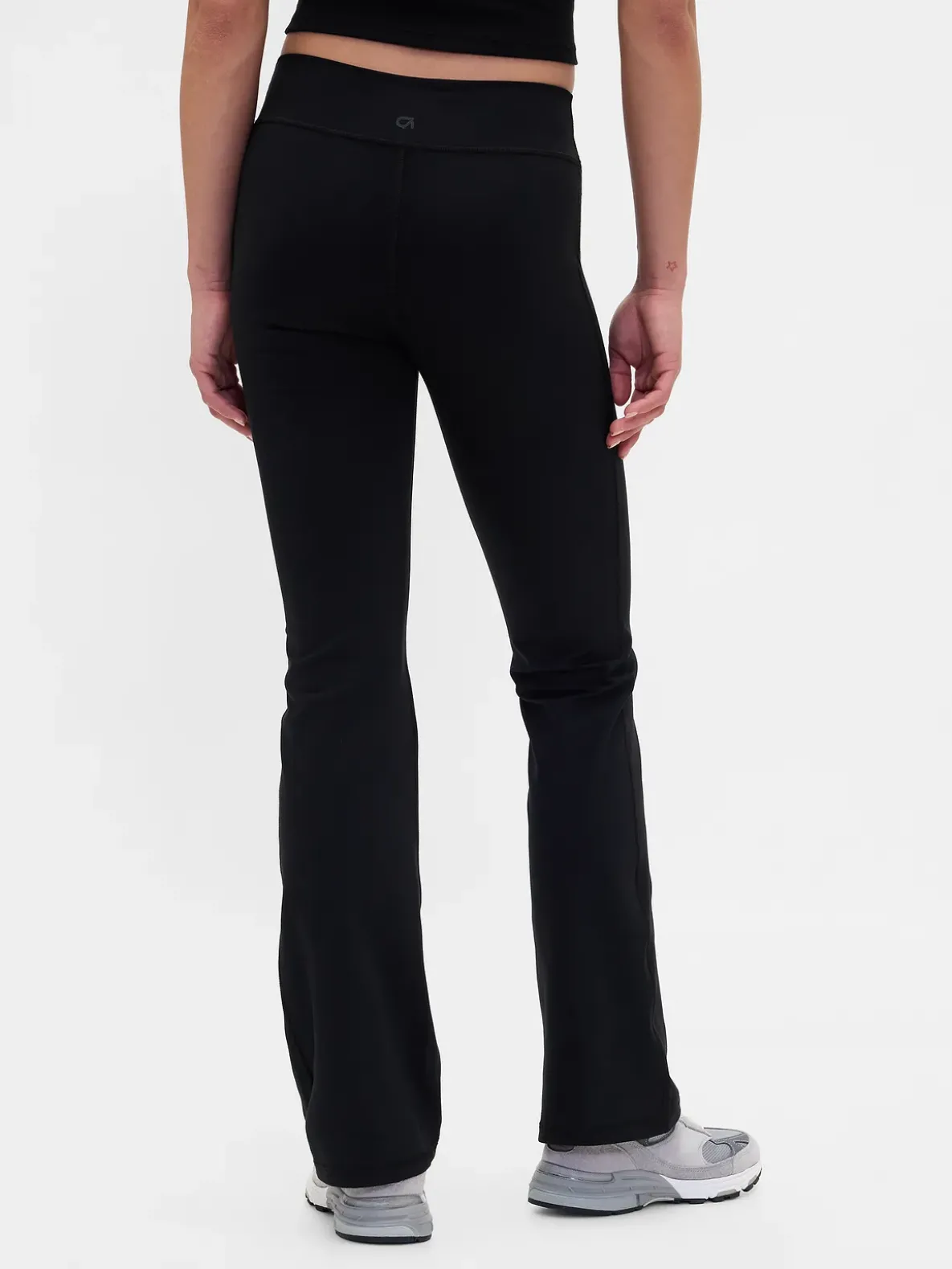 GapFit Mid Rise Power Boot Leggings