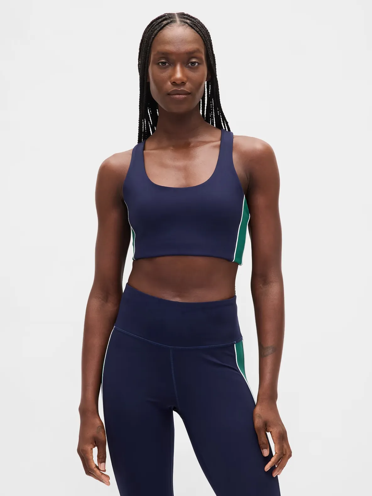 GapFit Power Medium Impact Sports Bra