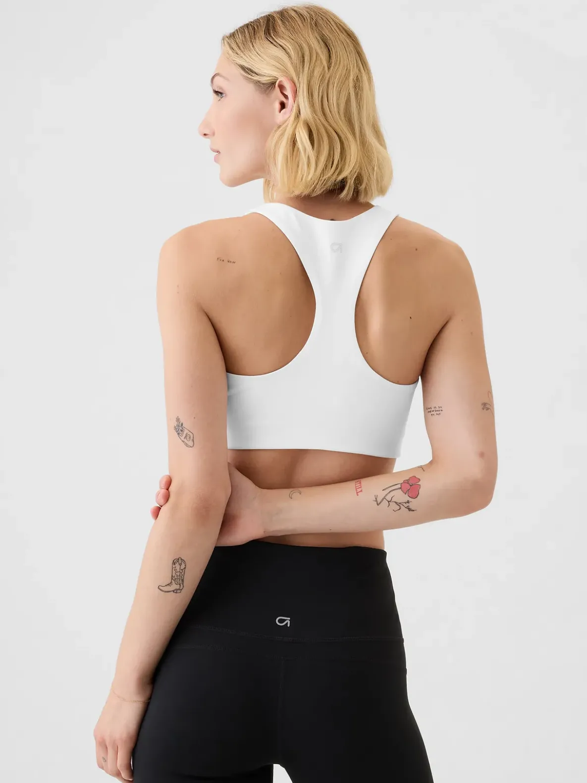 GapFit Power Medium Impact Sports Bra
